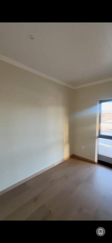 To Let commercial Property for Rent in Da Nova Western Cape